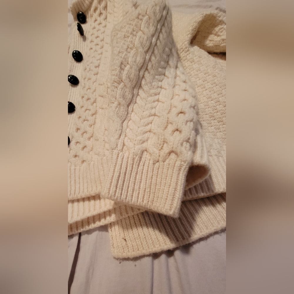 100% Merino Wool Vintage Carriagdonn Women's Irish Cardigan Sweater - Cream - Picture 8 of 9